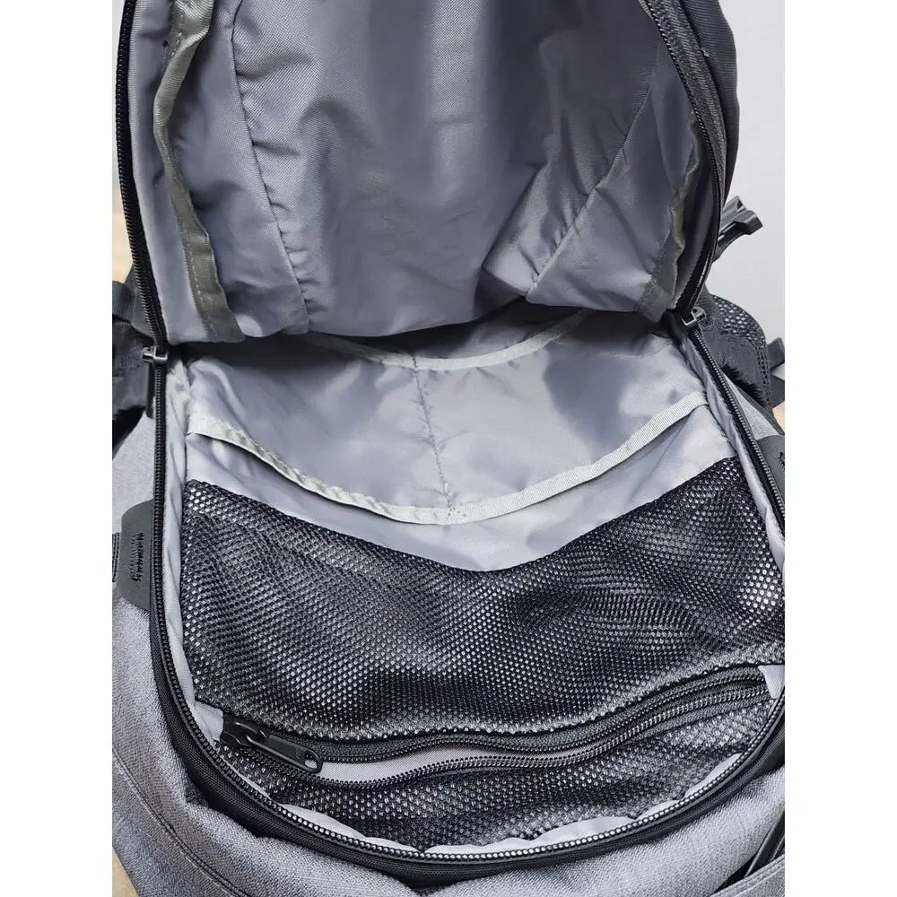 THE NORTH FACE Hot Shot Backpack Gray Black 27L Capacity 15